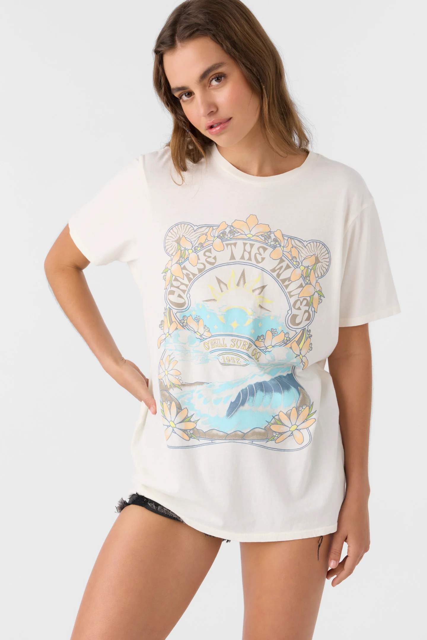 Chase The Waves Tee - Image 6