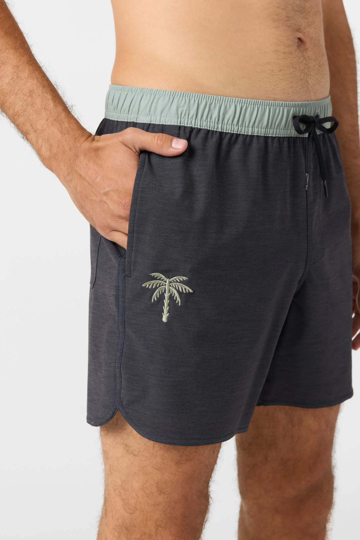 O'Riginals Solid Scallop 16" Swim Trunks - Image 4
