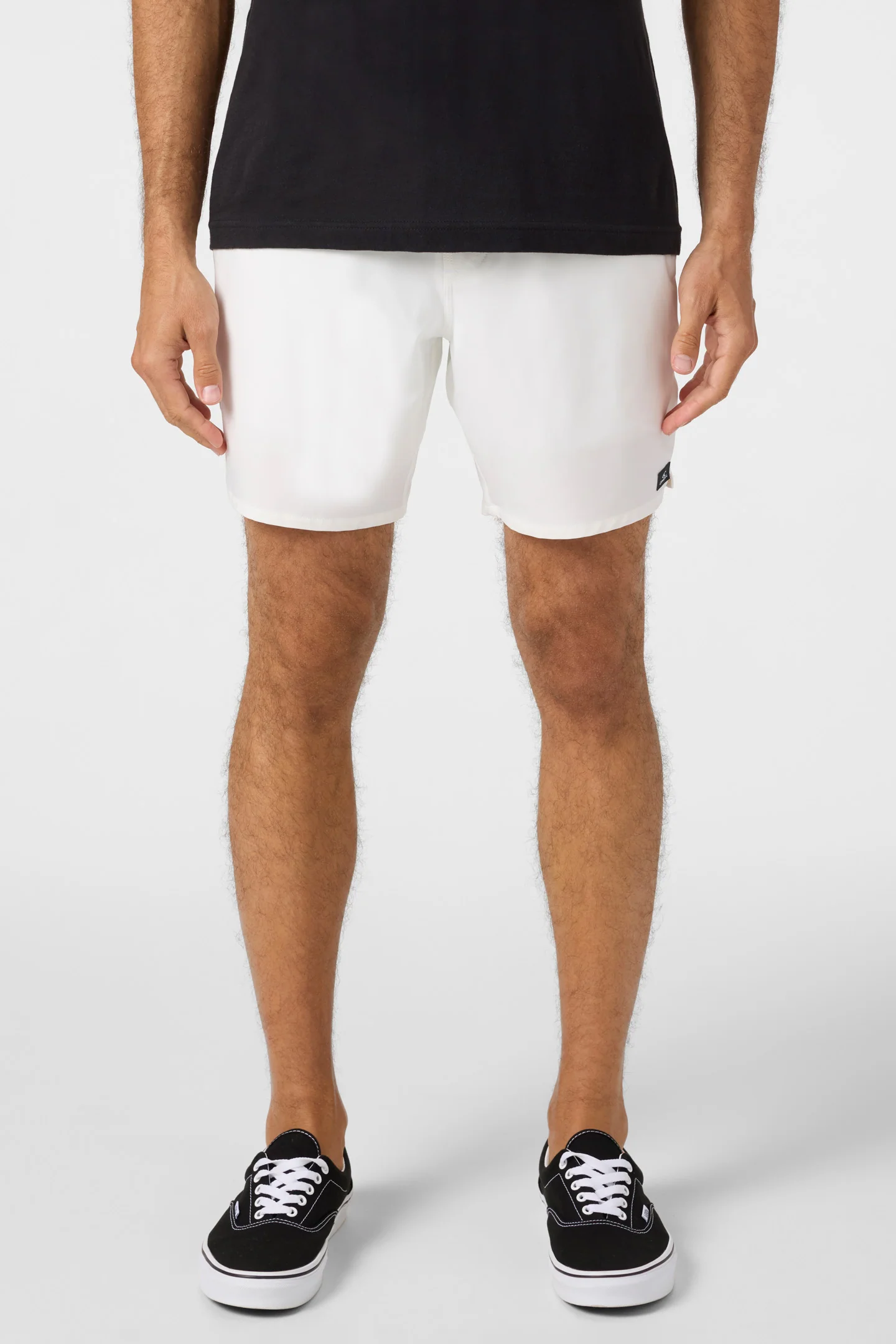 Perform Light Lined 17" Athletic Shorts - Image 2