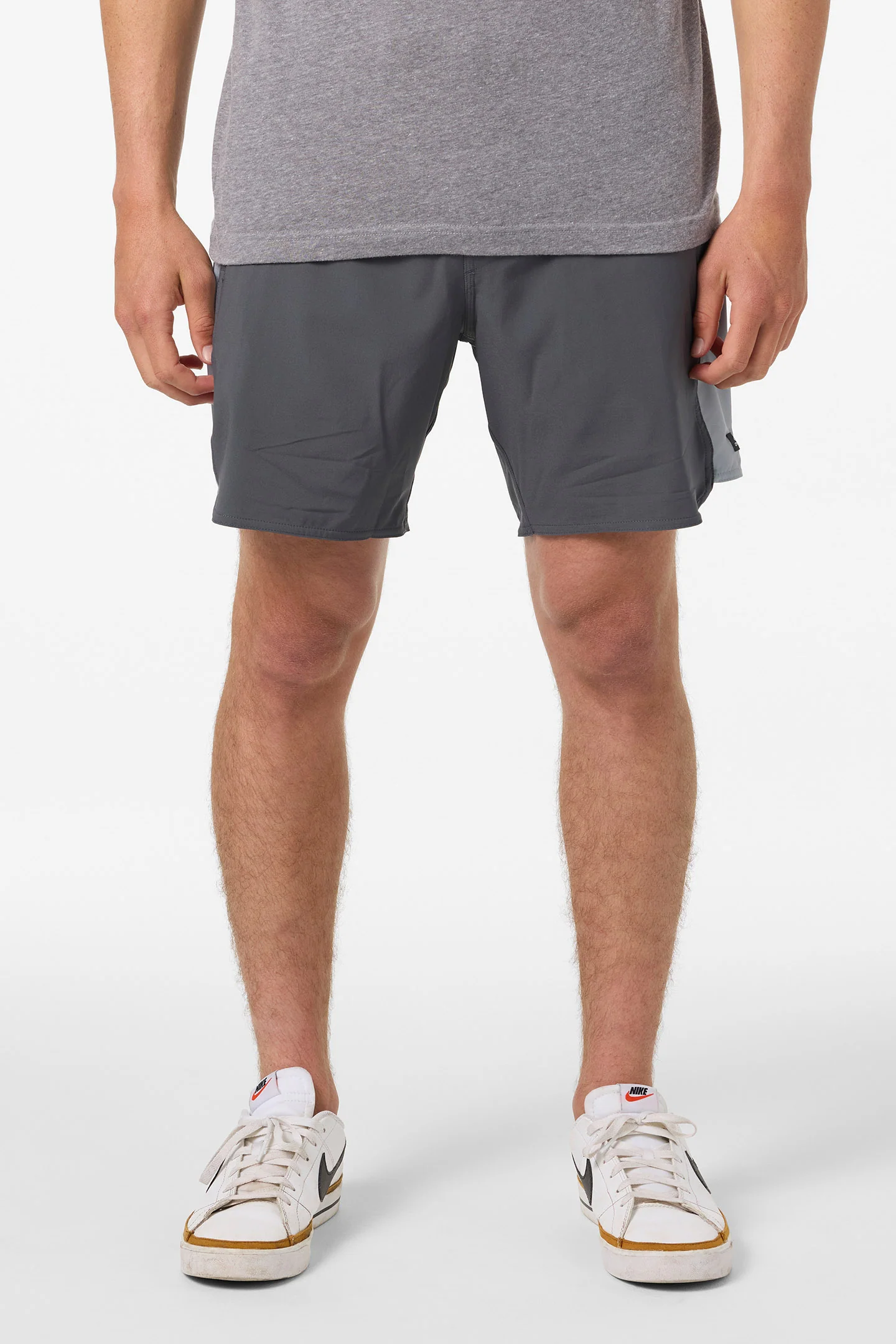 Perform Light Tech Panel Lined Elastic Waist 17" Hybrid Shorts - Image 2