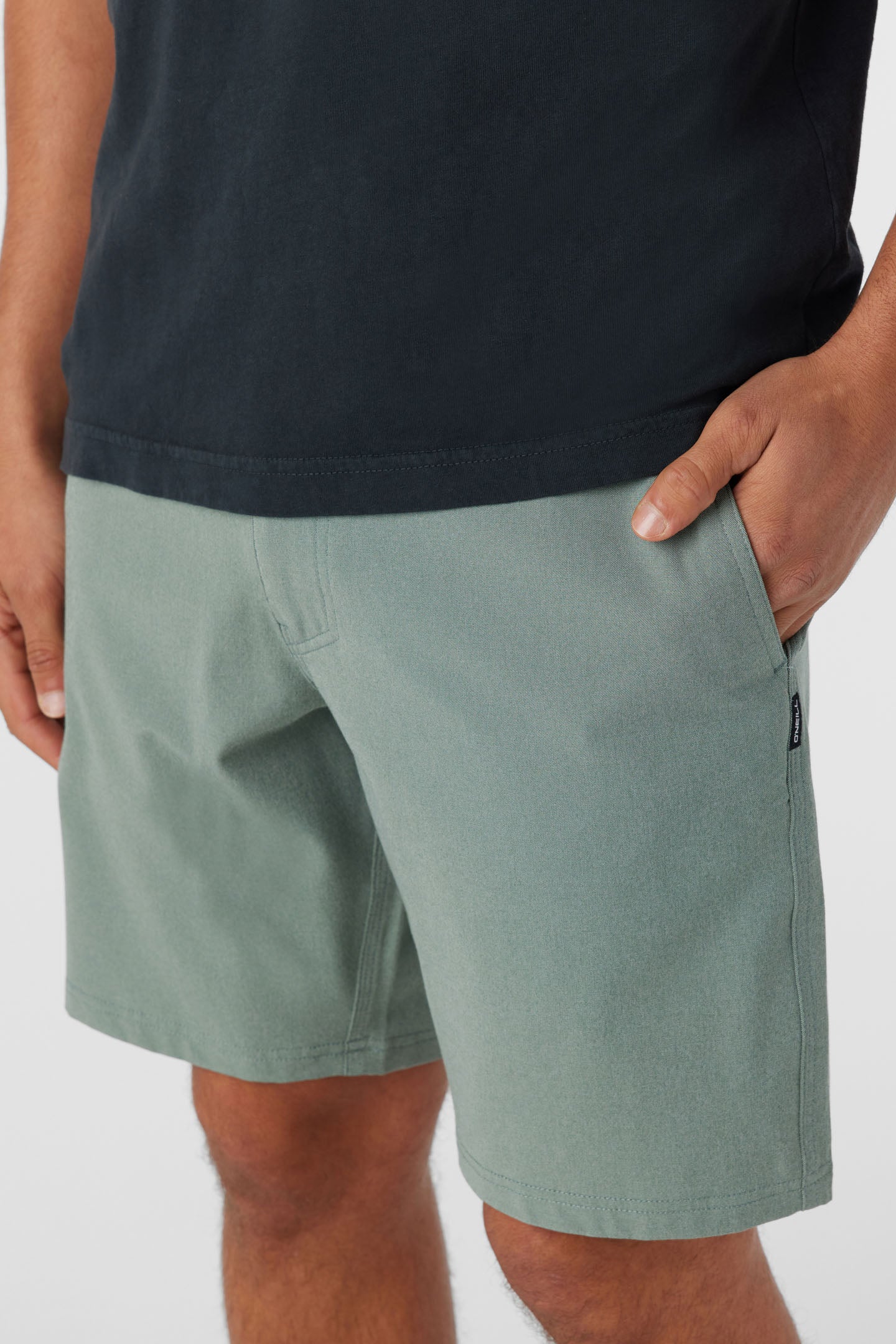 Reserve Light Check 19" Hybrid Shorts - Image 4
