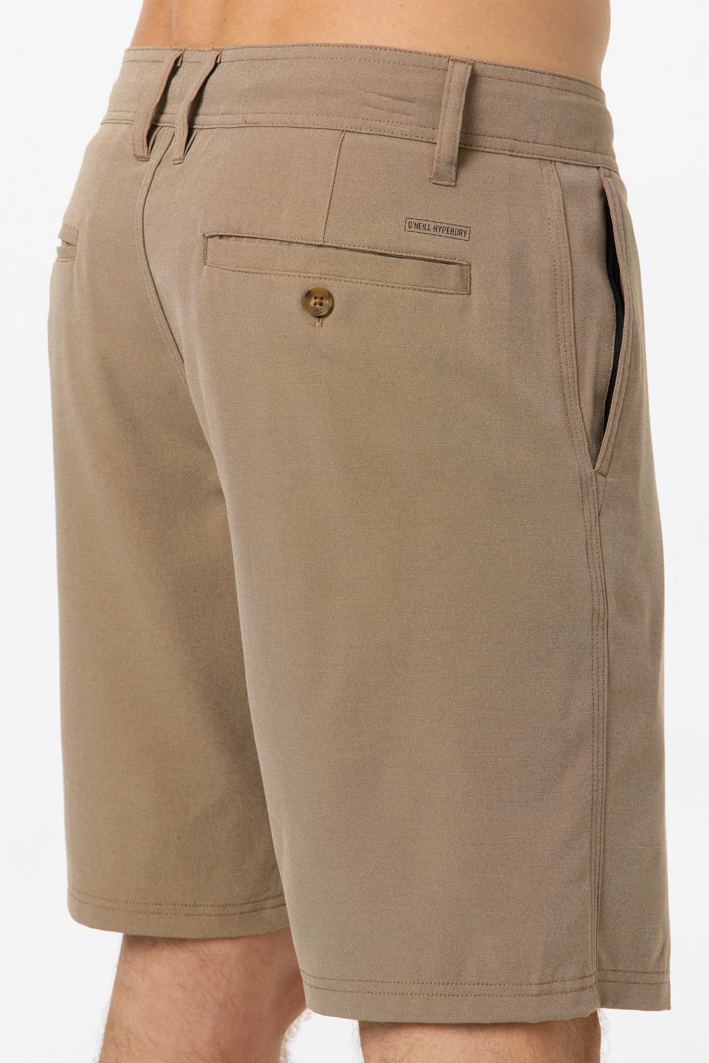 Reserve Light Check 19" Hybrid Shorts - Image 5