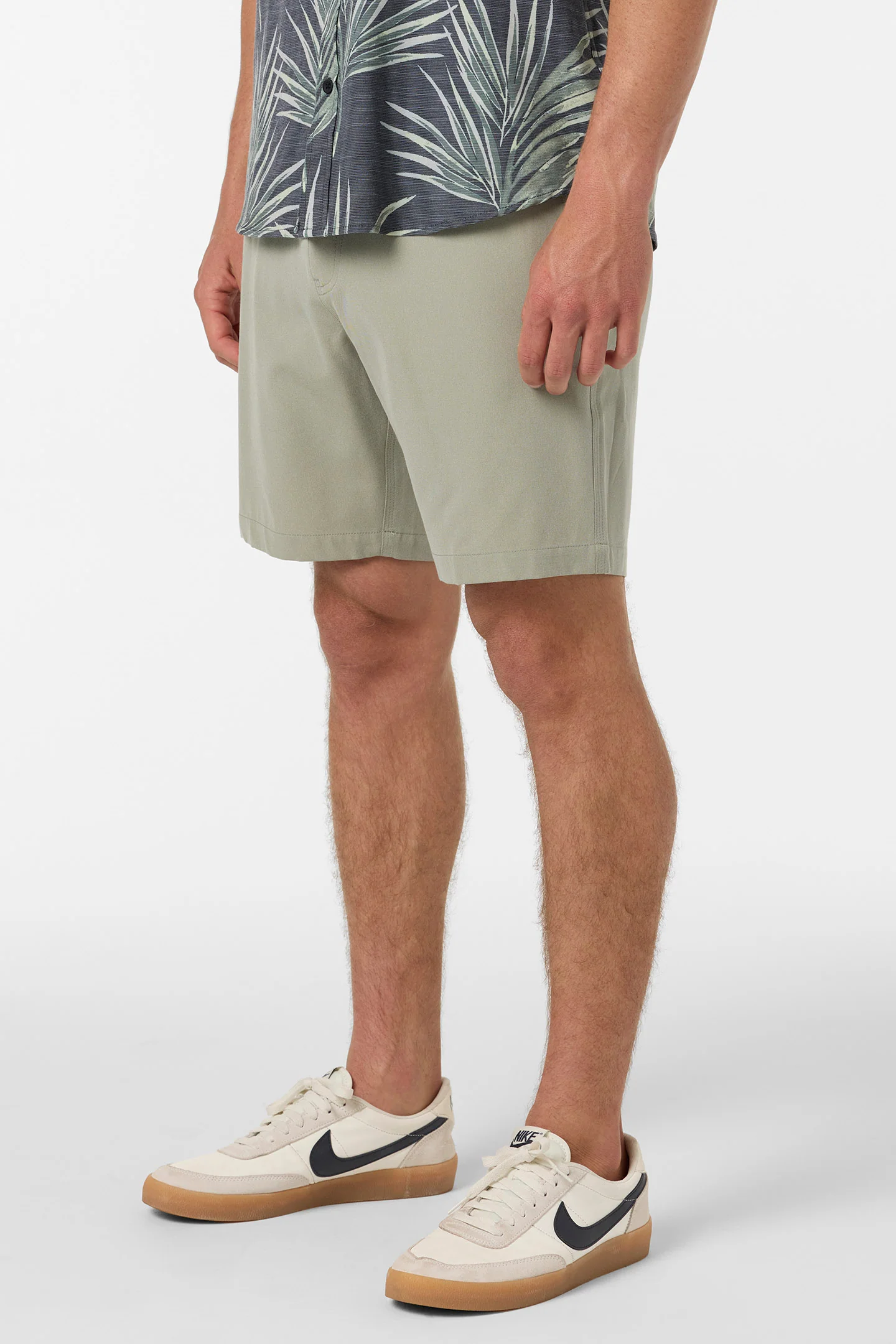 Reserve Light Check Elastic Waist 18" Hybrid Shorts - Image 3