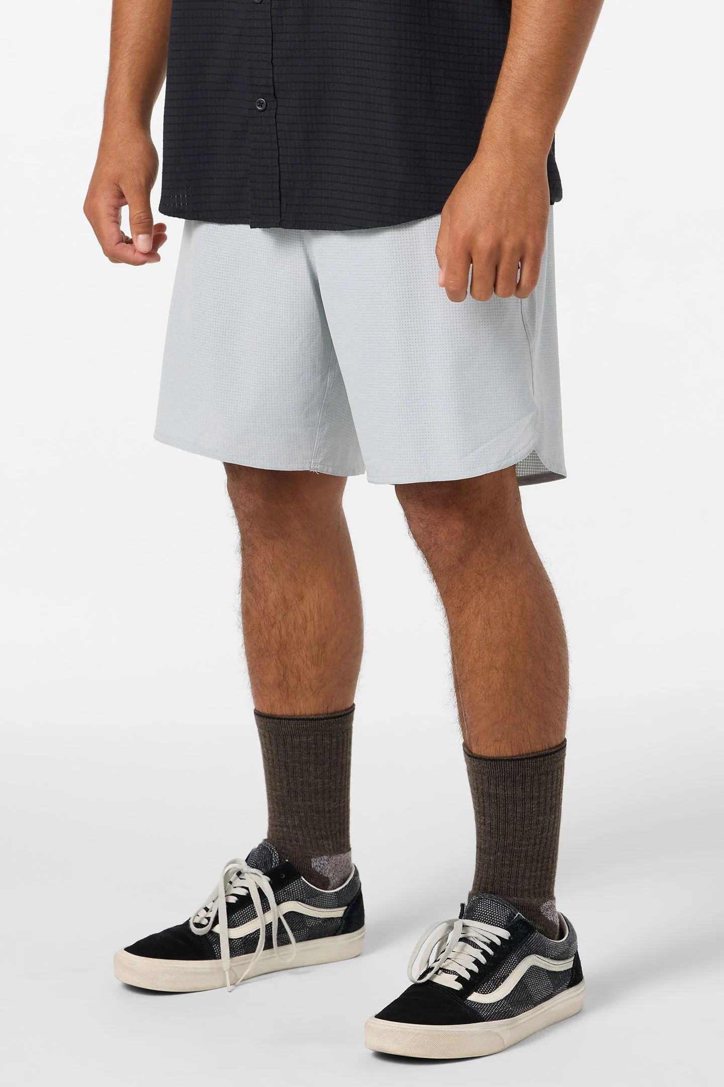 TRVLR Tech Lined 17" Hybrid Shorts - Image 3