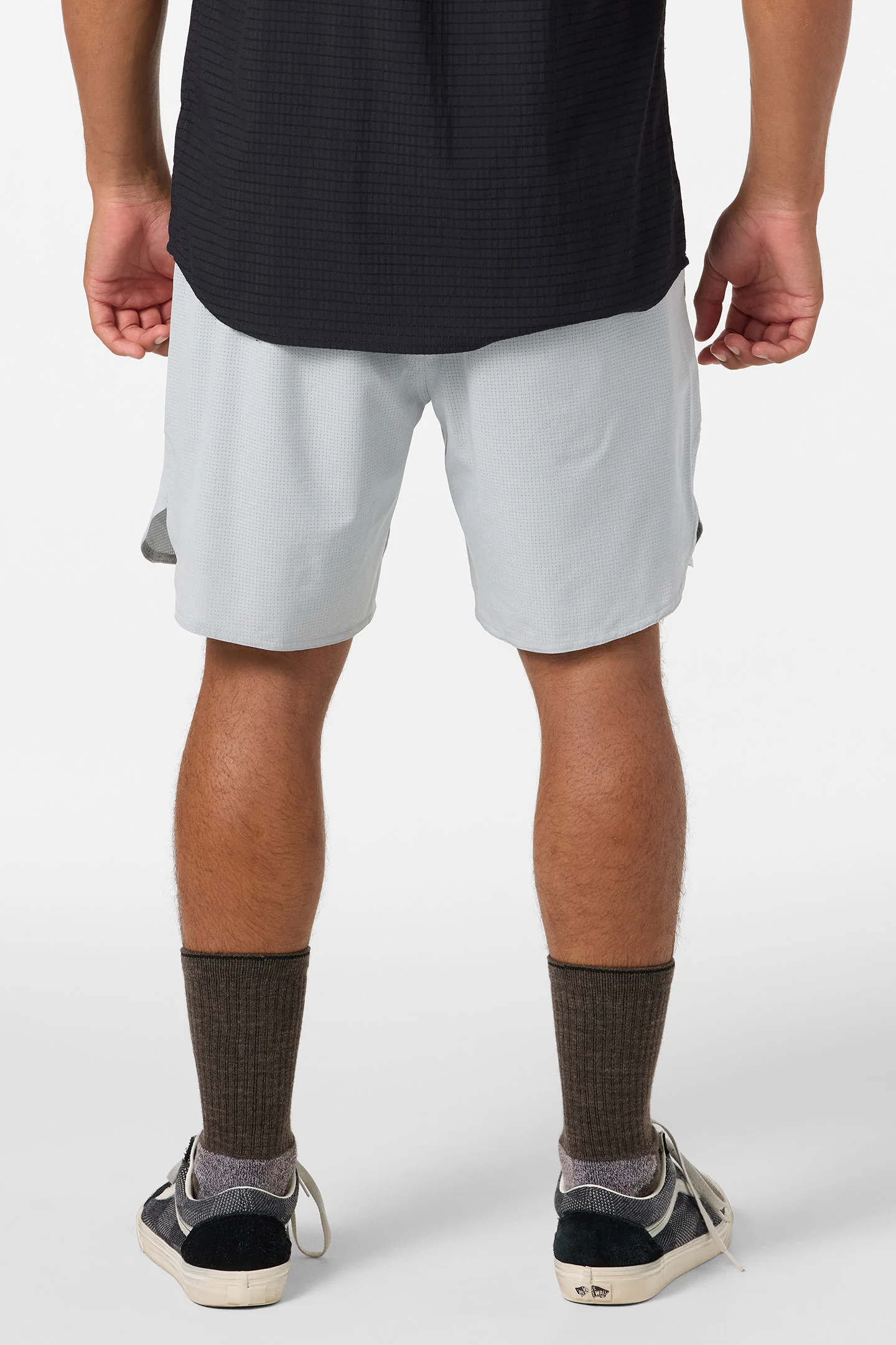 TRVLR Tech Lined 17" Hybrid Shorts - Image 5