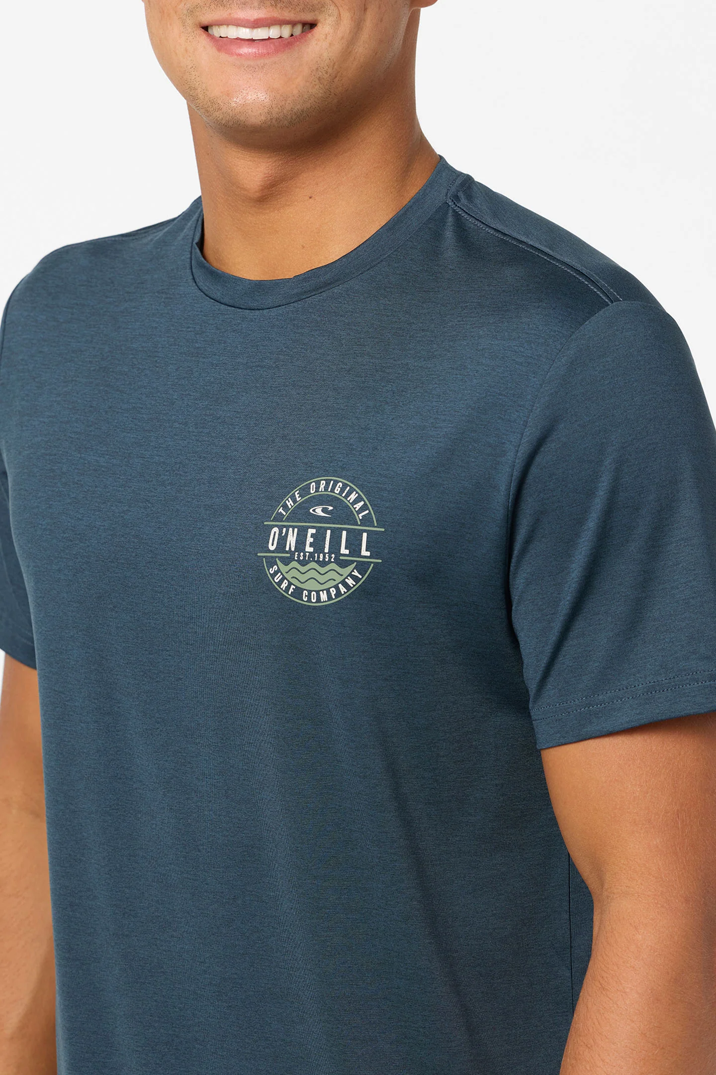 TRVLR UPF Paradise Standard Fit Tee - Image 4